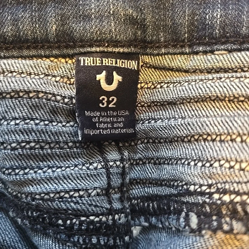 True Religion Geno Relaxed Slim‎ Moto Mens Distressed Blue Jean Shorts Size 32